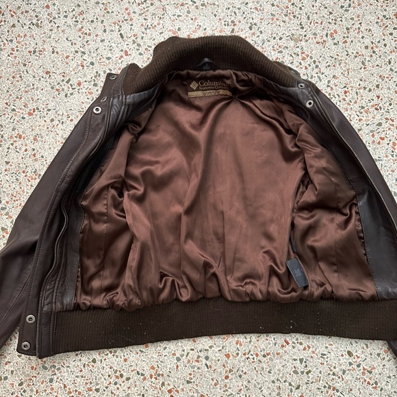 Columbia leather bomber jacket - Picture 6 of 13